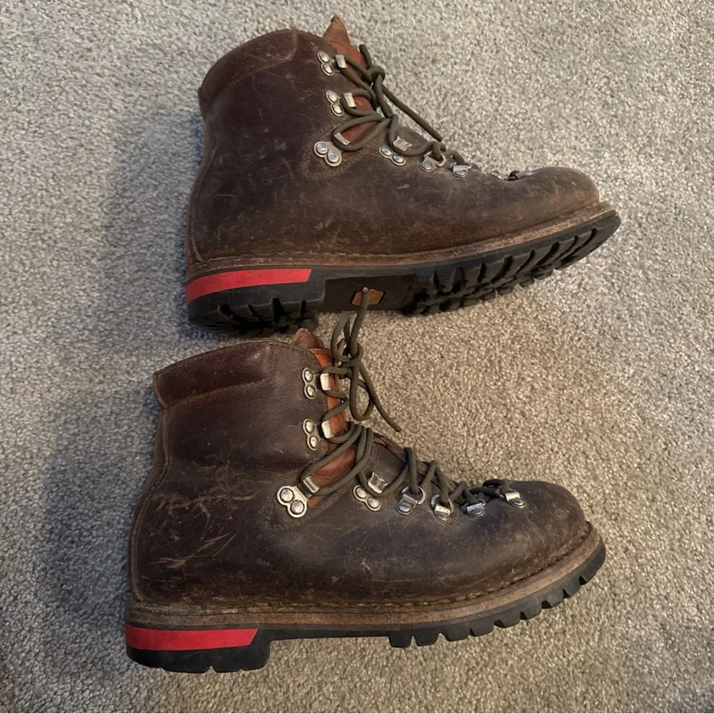 Vintage RAICHLE Switzerland Leather Hiking Mountaineering Army Boots Sz 8.5M